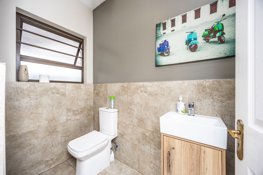 4 Bedroom Property for Sale in Baysville Eastern Cape